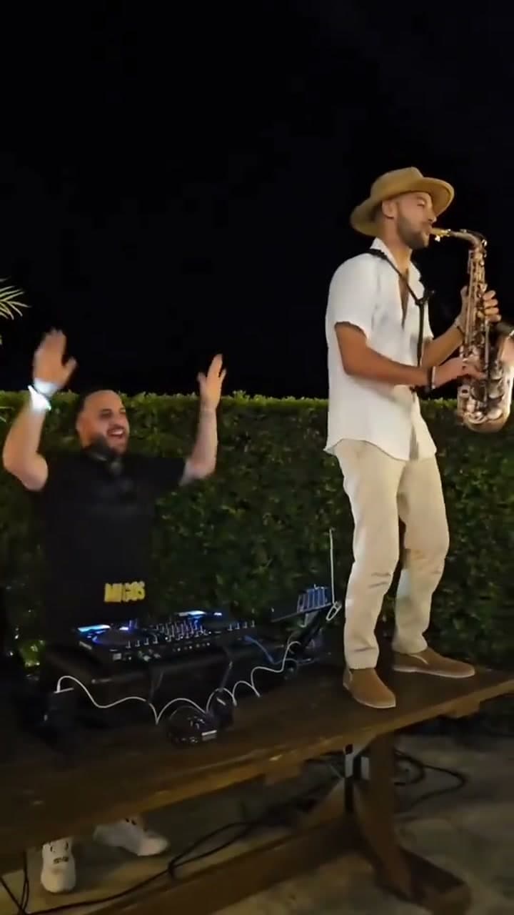 DJ + Sax — Liopetro